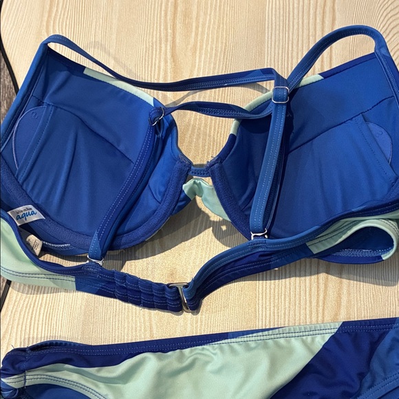 La Vie en Rose Blue and Green Bikini Set. Small B1 - Picture 4 of 10